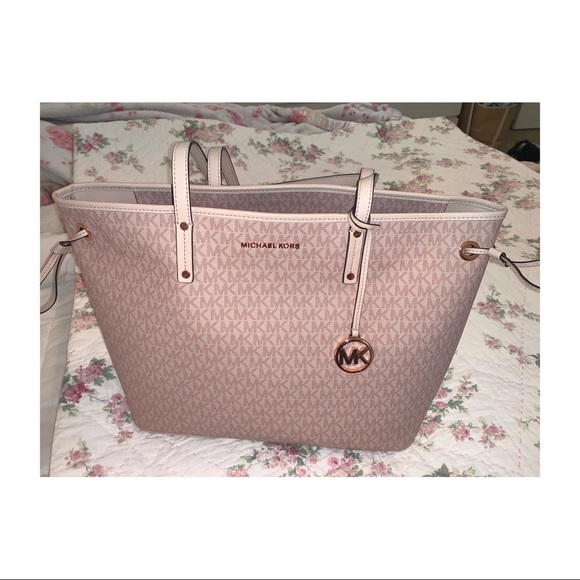 Michael Kors Handbags - Michael kors Large top zip jet set tote